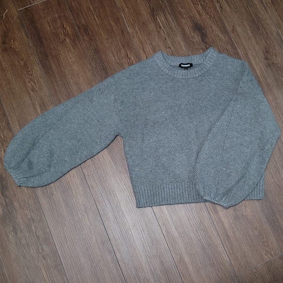 Express puffy bishop sleeve sweater - Picture 2 of 4